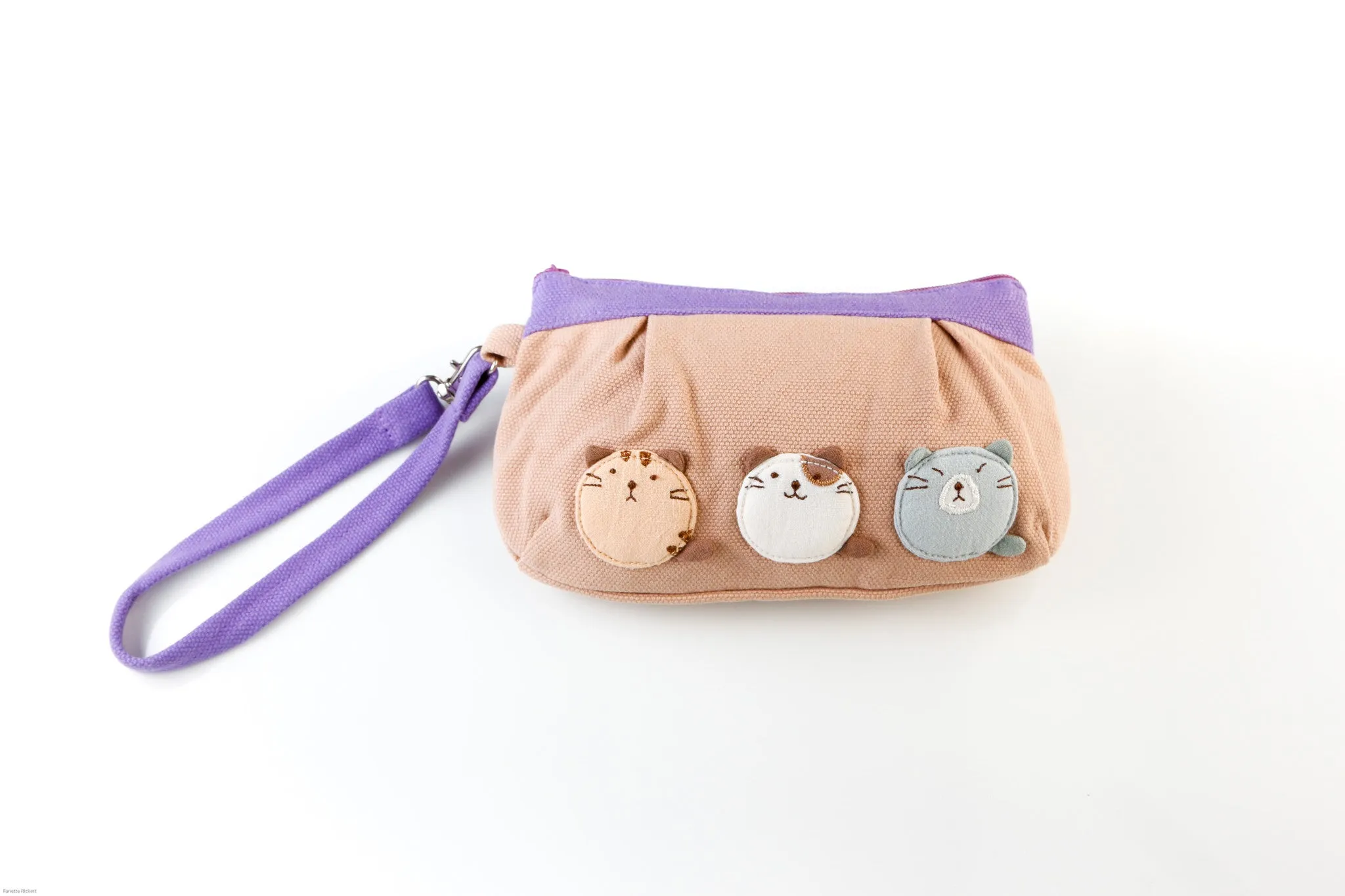 Cara Cat Pouch/Wristlet