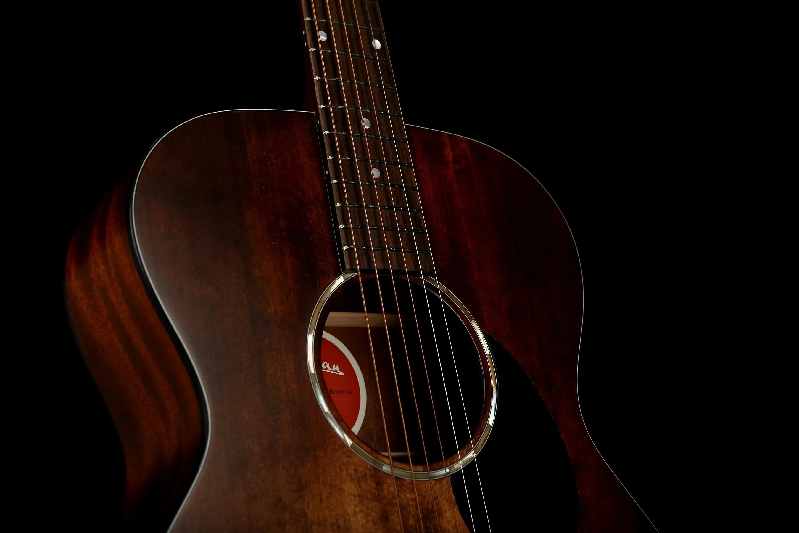 Eastman PCH-1 OM CLA Acoustic Guitar