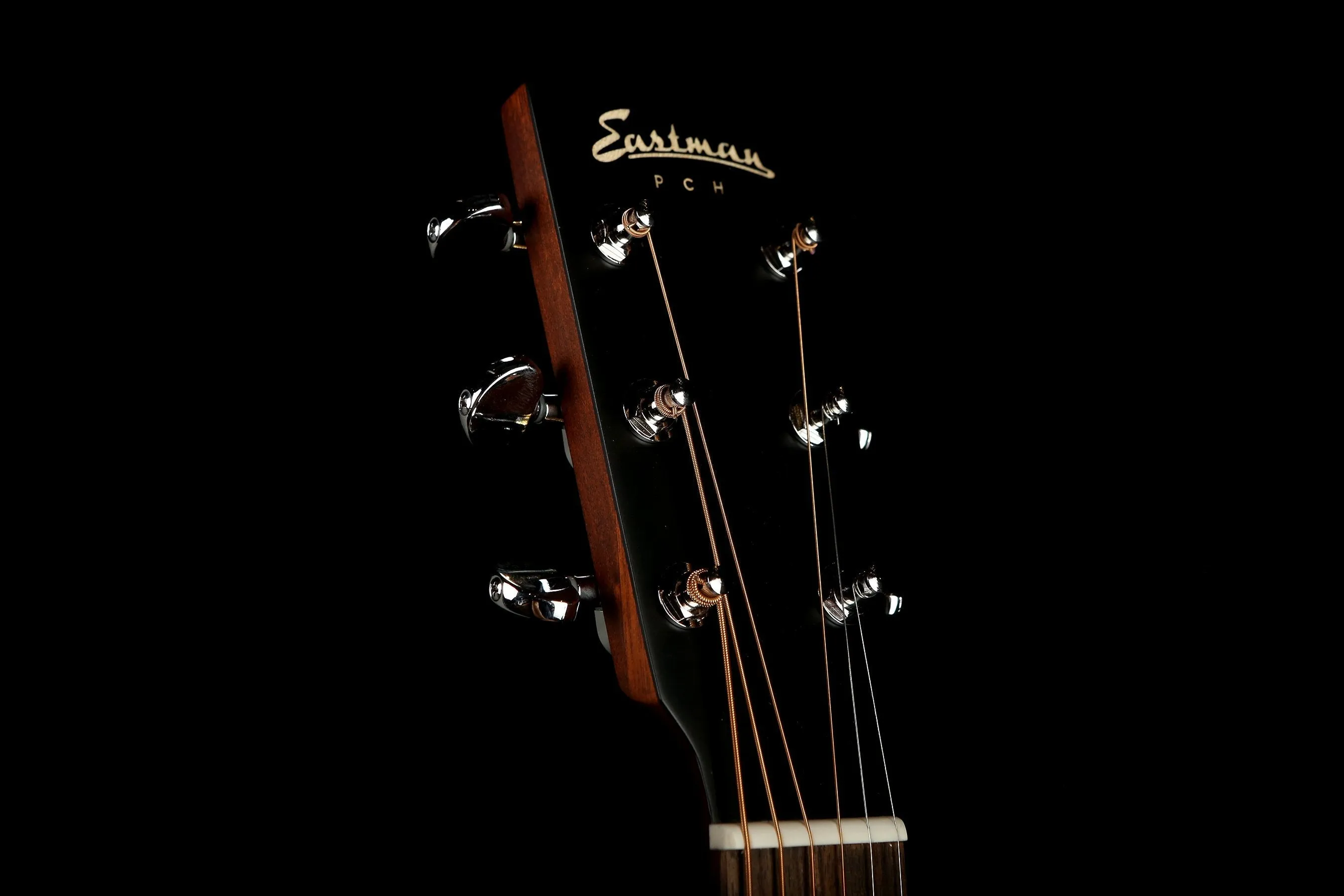 Eastman PCH-1 OM CLA Acoustic Guitar