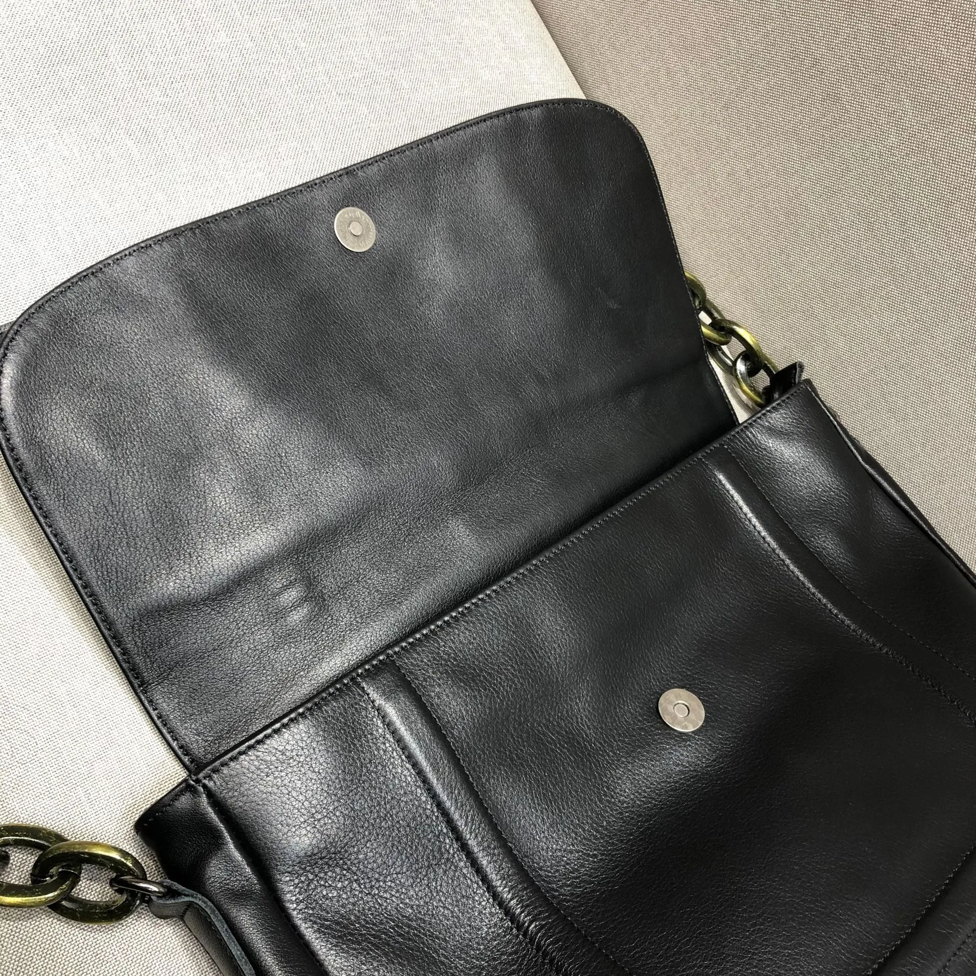 Fashionable Womens Black Leather Sling Bag Genuine Leather Crossbody Bags
