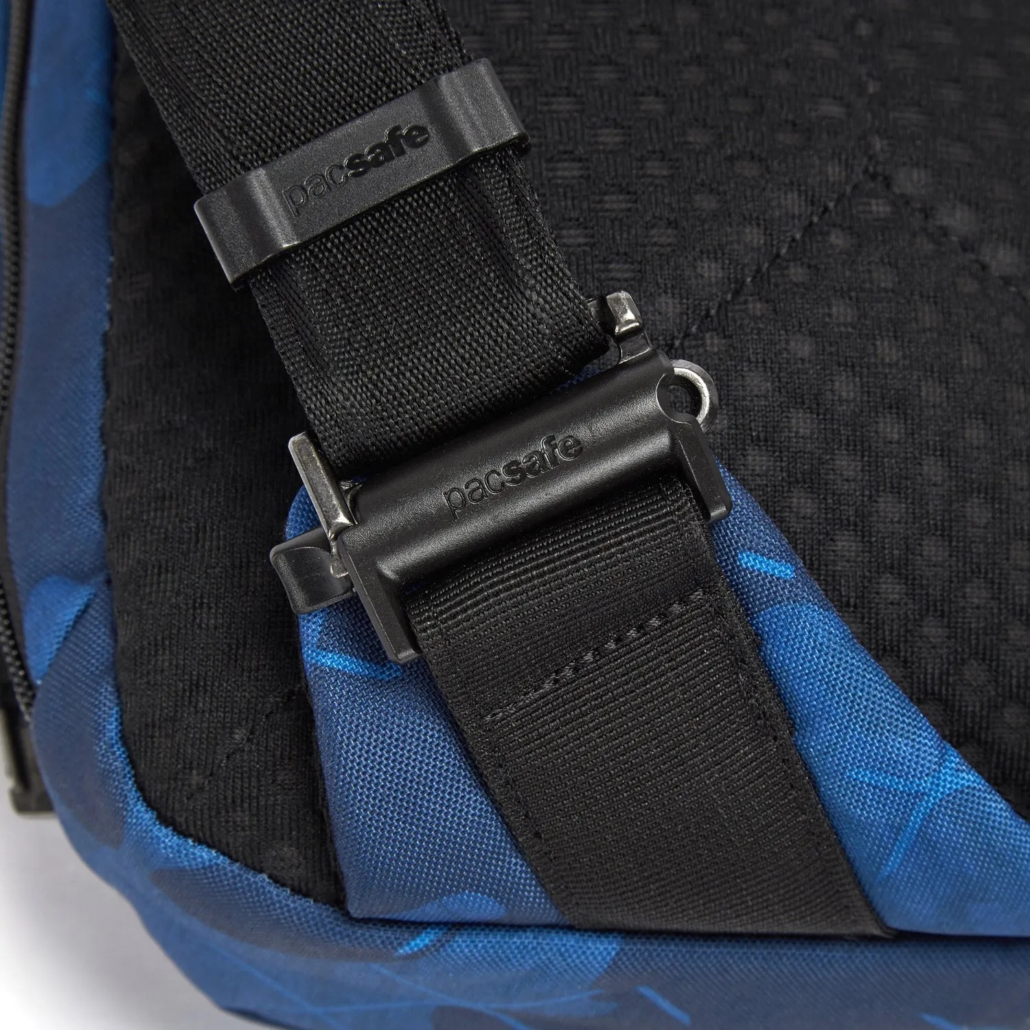 Pacsafe® V Anti-Theft Tech Sling